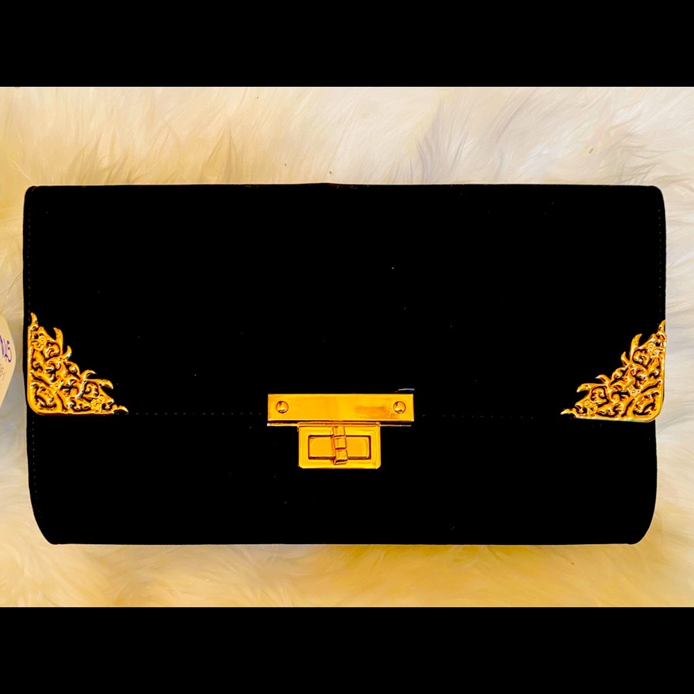 Black Clutch